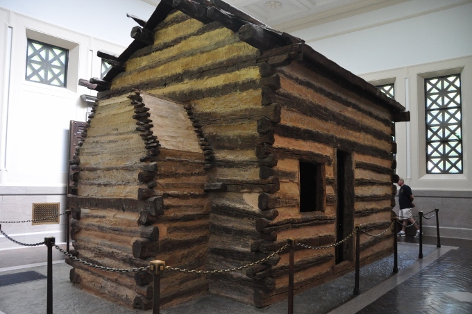 Abe Lincoln birthhouse
